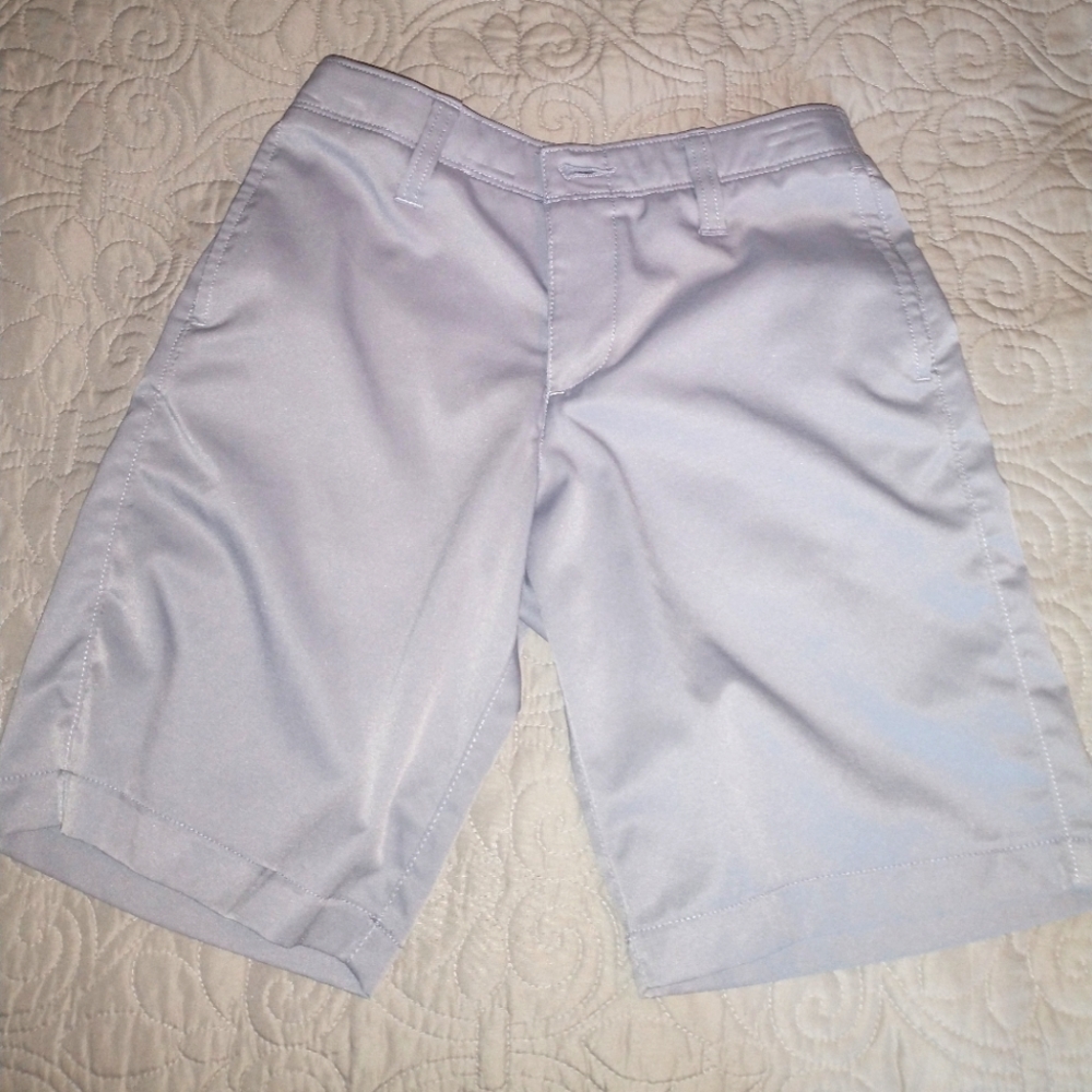 Kids size 8 Under Armour shorts grey
